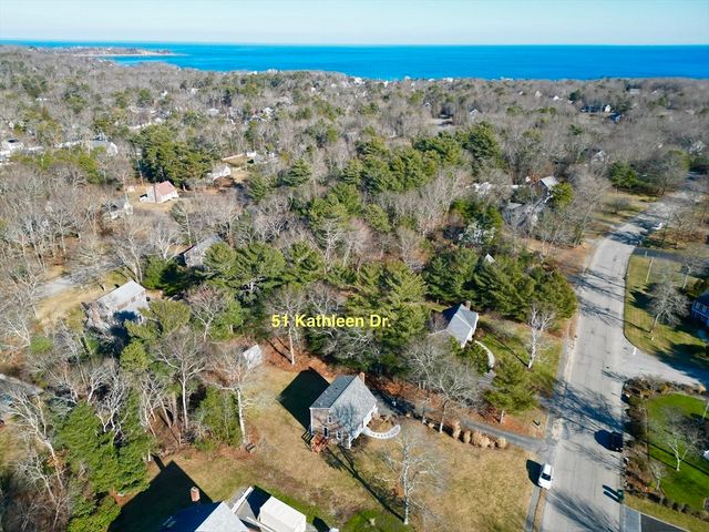 51 Kathleen Dr, Plymouth, MA 02360