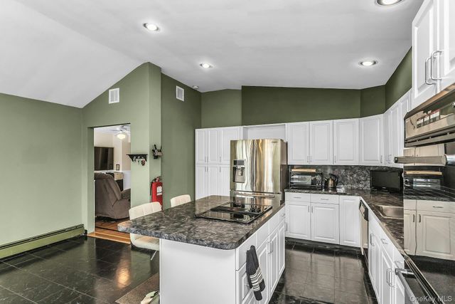 17 Chickadee Lane, Levittown, NY 11756