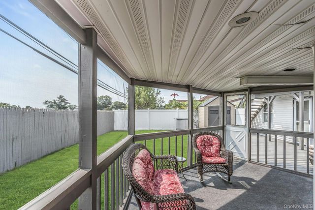 17 Chickadee Lane, Levittown, NY 11756