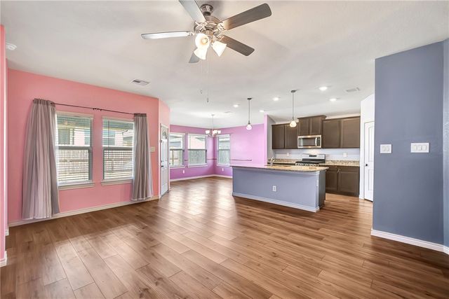 1014 Fannin St, Brenham, TX 77833