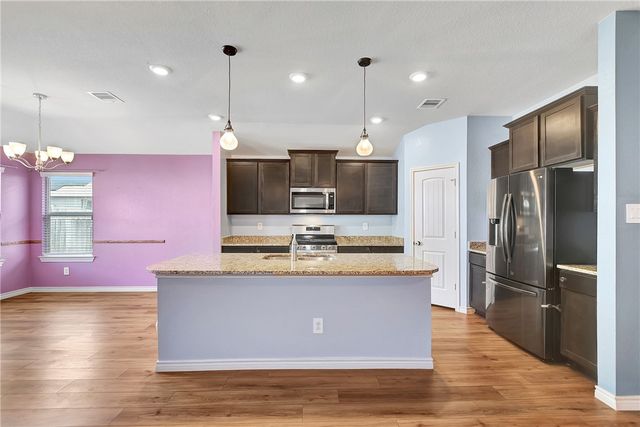 1014 Fannin St, Brenham, TX 77833