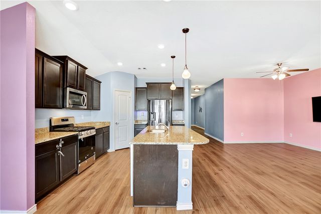 1014 Fannin St, Brenham, TX 77833