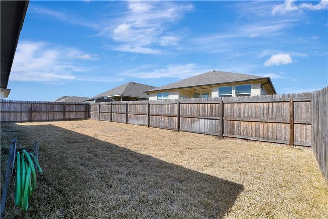 1014 Fannin St, Brenham, TX 77833