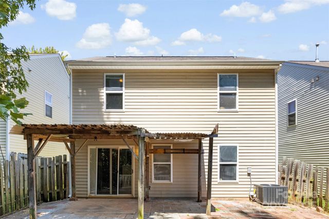 2415 Cairns Mill Court, Charlotte, NC 28269