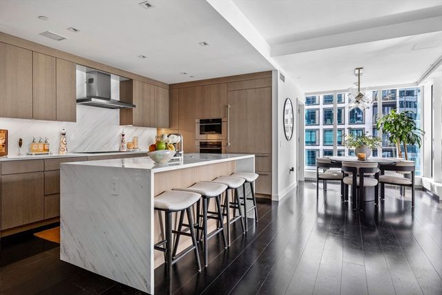 150 Seaport Blvd 14B, Boston, MA 02210