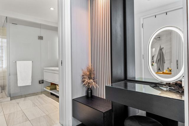 150 Seaport Blvd 14B, Boston, MA 02210