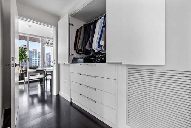 150 Seaport Blvd 14B, Boston, MA 02210