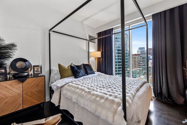 150 Seaport Blvd 14B, Boston, MA 02210
