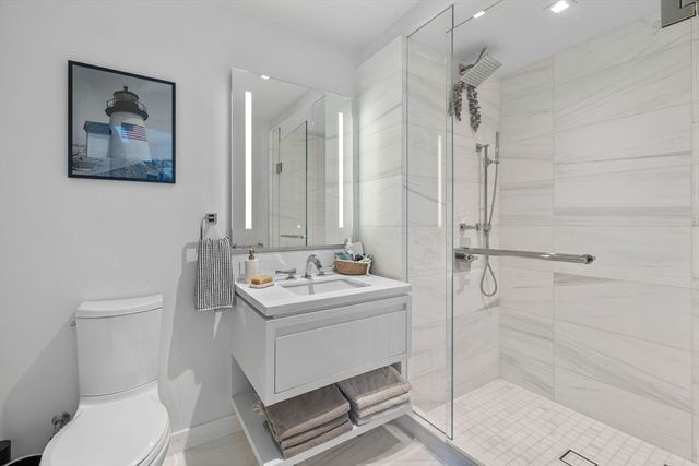 150 Seaport Blvd 14B, Boston, MA 02210