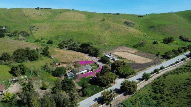 3463 Calaveras Road, Milpitas, CA 95035