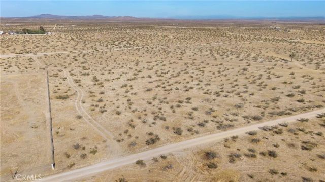 195 E 195th, Lancaster, CA 93535