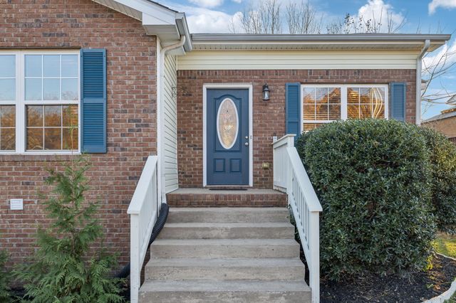 1731 Ridge Runner Ct, Clarksville, TN 37042