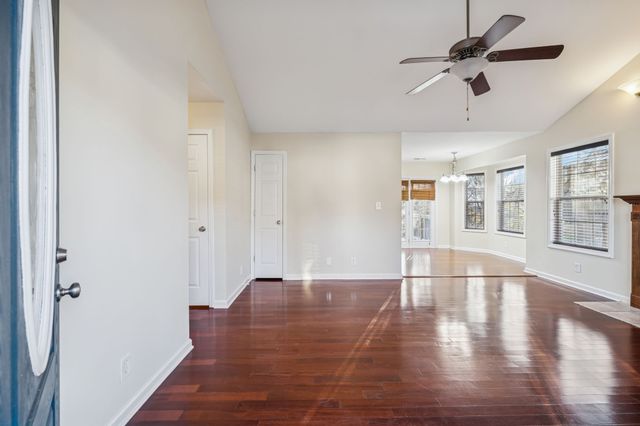 1731 Ridge Runner Ct, Clarksville, TN 37042