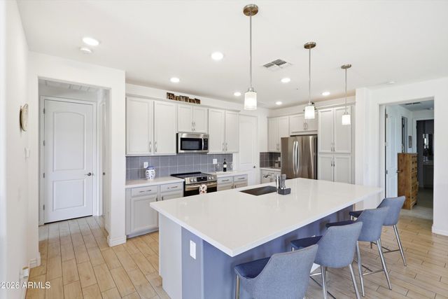 5100 E RANCHO PALOMA Drive 2003, Cave Creek, AZ 85331