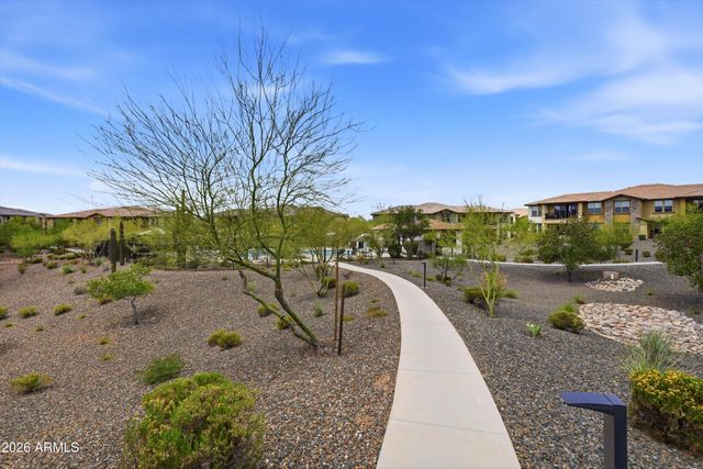 5100 E RANCHO PALOMA Drive 2003, Cave Creek, AZ 85331