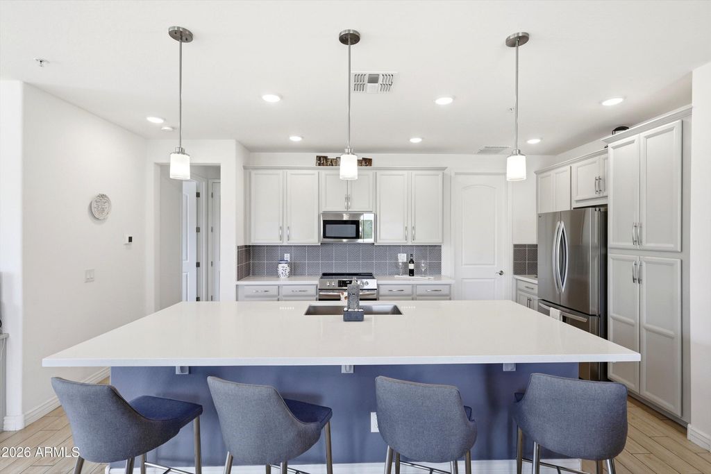 5100 E RANCHO PALOMA Drive 2003, Cave Creek, AZ 85331