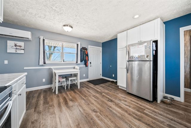 70118 Us-131, White Pigeon, MI 49099