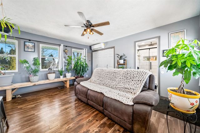 70118 Us-131, White Pigeon, MI 49099