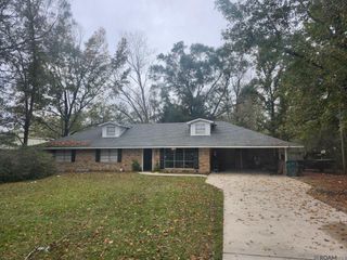 10345 Springfield Rd, Denham Springs, LA 70706