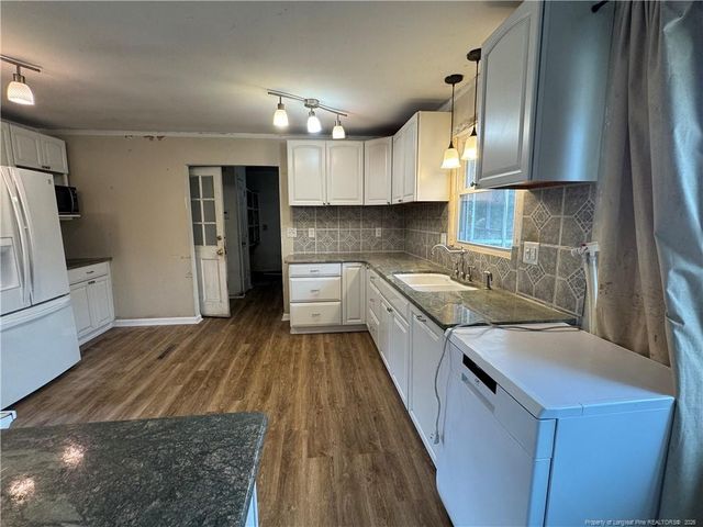 13238 NC Highway 87, Tar Heel, NC 28392