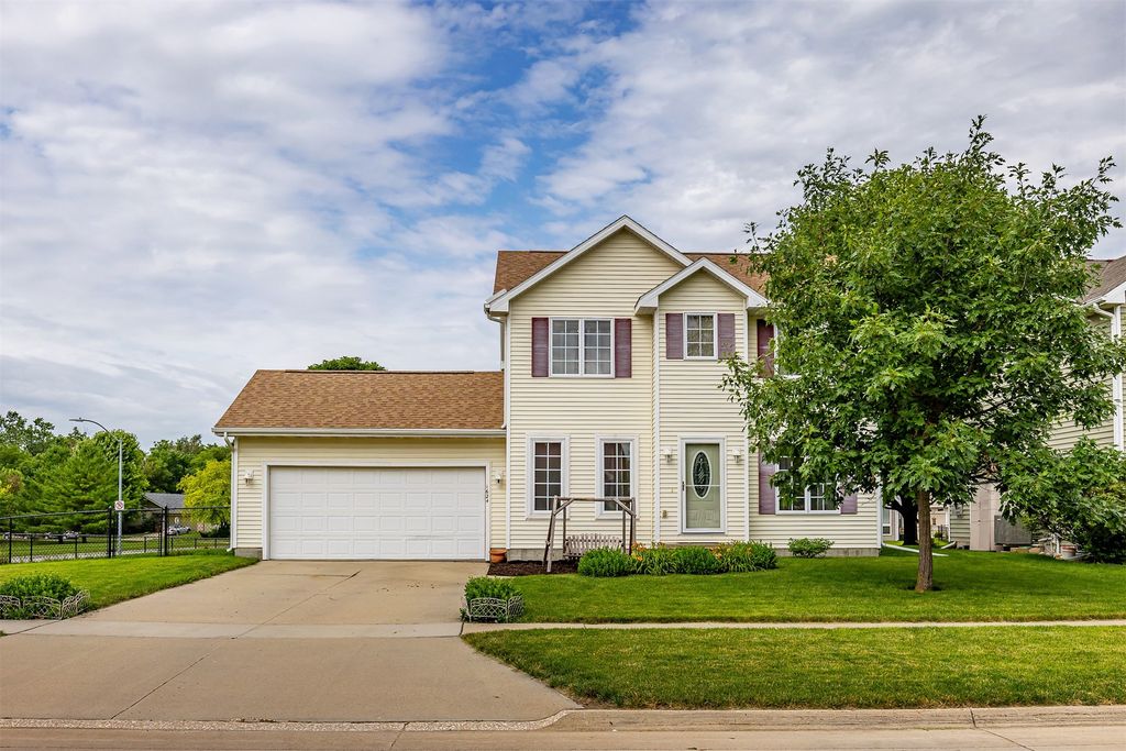 1624 3rd Avenue SE, Altoona, IA 50009