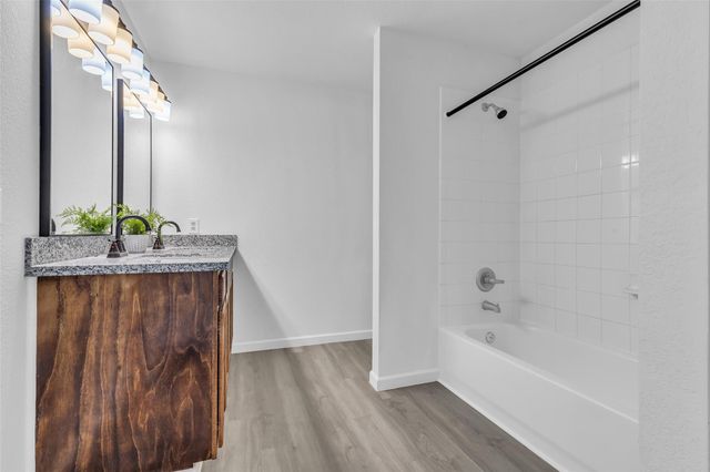 839 Darbydale Crossing Lane, Houston, TX 77090