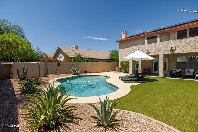 4323 E LONE CACTUS Drive, Phoenix, AZ 85050