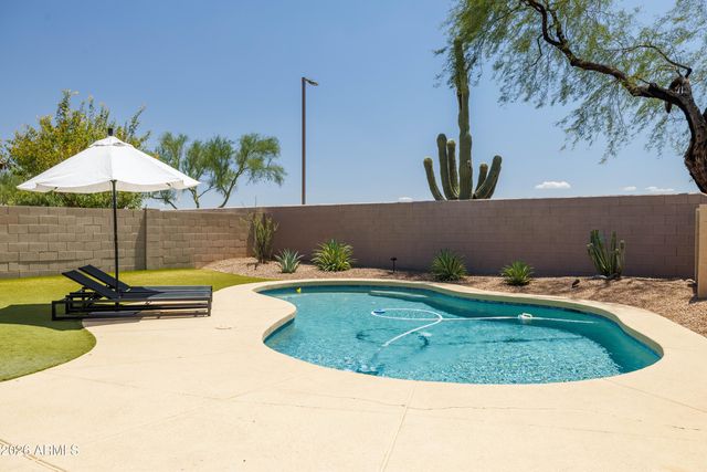 4323 E LONE CACTUS Drive, Phoenix, AZ 85050