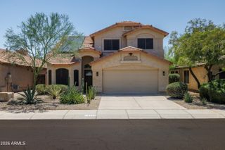 4323 E LONE CACTUS Drive, Phoenix, AZ 85050