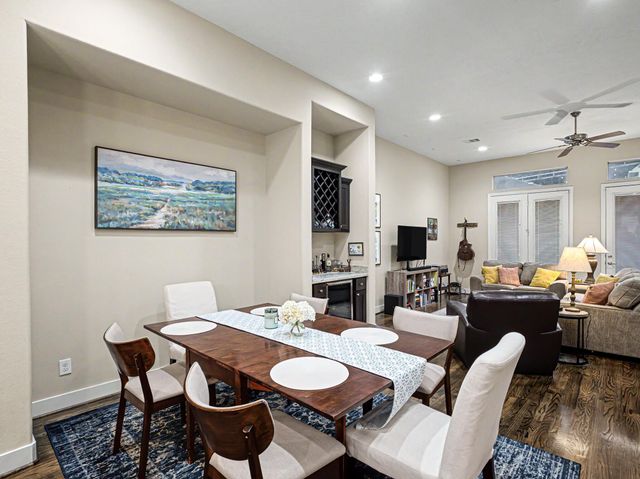 4230 Dickson Street, Houston, TX 77007