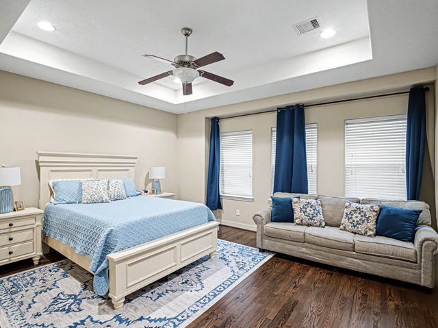 4230 Dickson Street, Houston, TX 77007