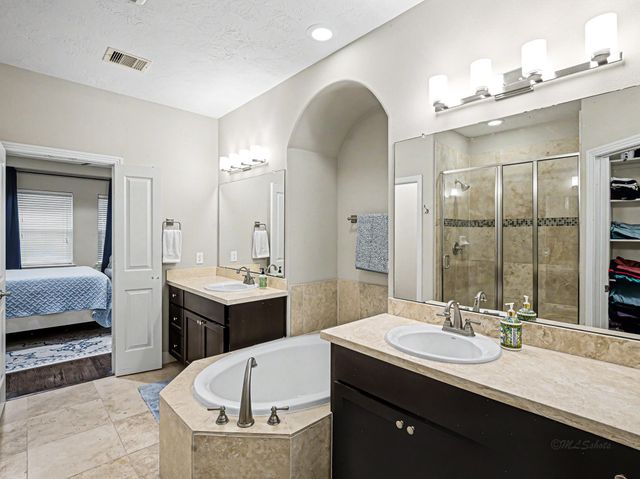 4230 Dickson Street, Houston, TX 77007