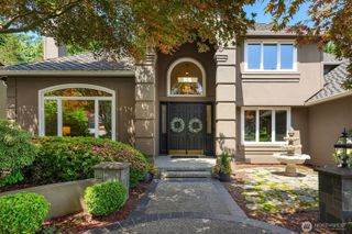 25738 SE 27th Street, Sammamish, WA 98075