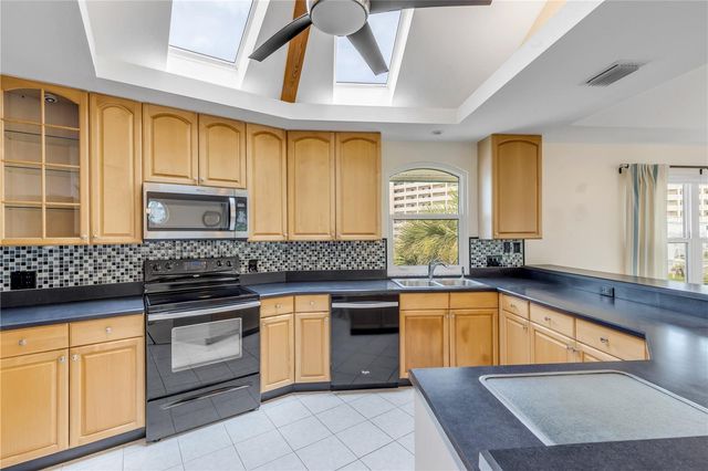 320 DUE EAST STREET, New Smyrna Beach, FL 32169