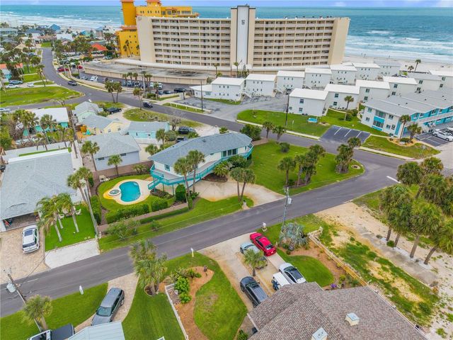 320 DUE EAST STREET, New Smyrna Beach, FL 32169