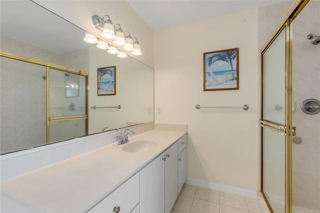 320 DUE EAST STREET, New Smyrna Beach, FL 32169