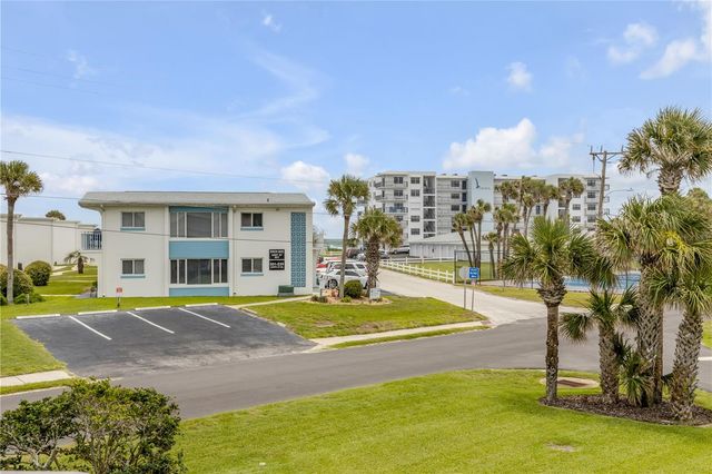 320 DUE EAST STREET, New Smyrna Beach, FL 32169
