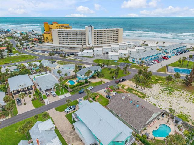 320 DUE EAST STREET, New Smyrna Beach, FL 32169