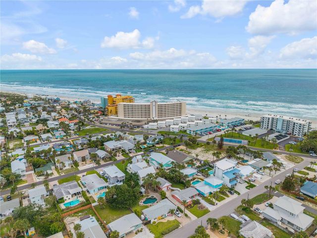 320 DUE EAST STREET, New Smyrna Beach, FL 32169