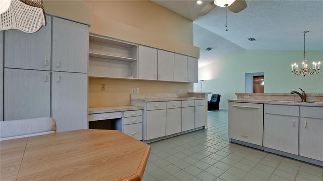 3470 51ST AVENUE DRIVE W, Bradenton, FL 34210