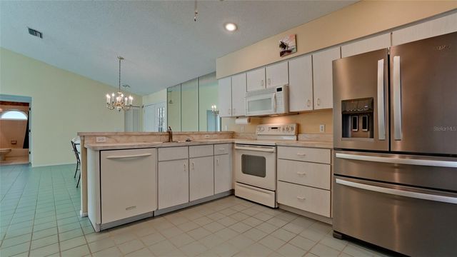 3470 51ST AVENUE DRIVE W, Bradenton, FL 34210