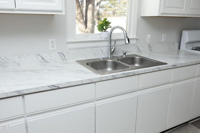 5108 Old Valley Street, Raleigh, NC 27603