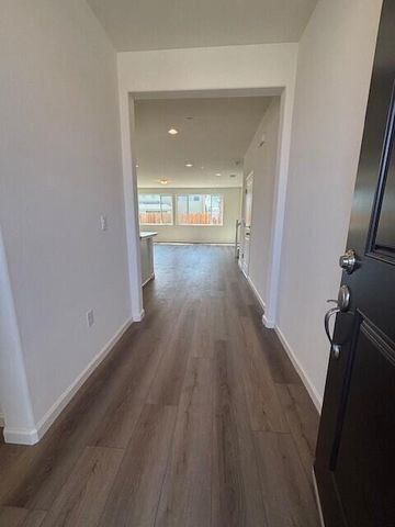 169 Alberta Street, Tulare, CA 93274