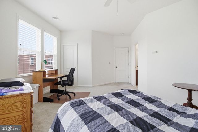 8922 CENTER ST, Manassas, VA 20110