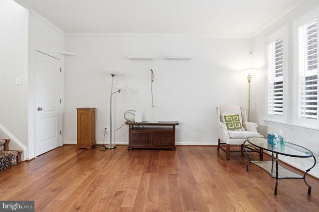 8922 CENTER ST, Manassas, VA 20110