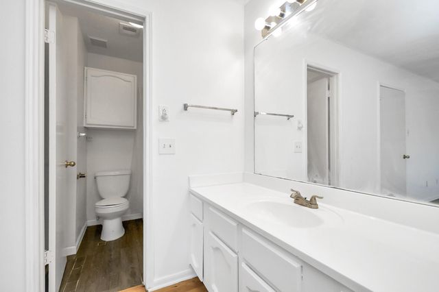 2379 Briarwest Boulevard 35, Houston, TX 77077