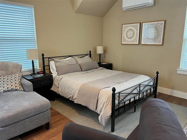 911-B Morrow ST, Austin, TX 78757