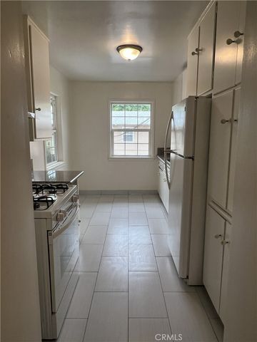 500 N Los Robles Avenue 6, Pasadena, CA 91101