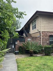 500 N Los Robles Avenue 6, Pasadena, CA 91101