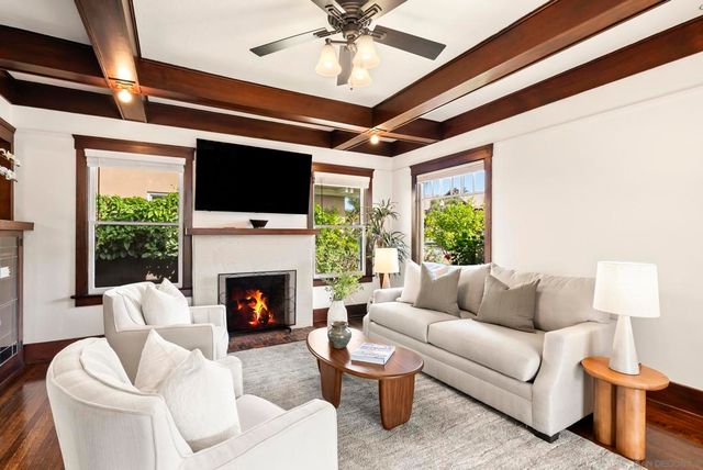 2124 Hickory, San Diego, CA 92103